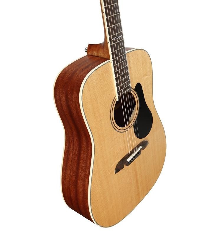 Alvarez Artist Dreadnought AD60